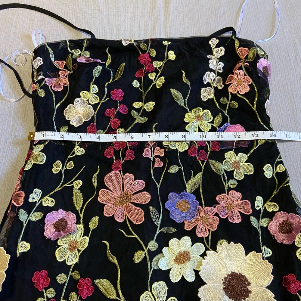 NWOT Lulus Thriving Energy Black 3D Floral Embroidered Lace-Up Midi Dress - Picture 13 of 13